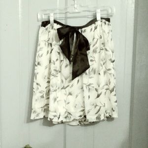 ⚜️ 'FOREVER 21' ZIP UP SKIRT⚜️